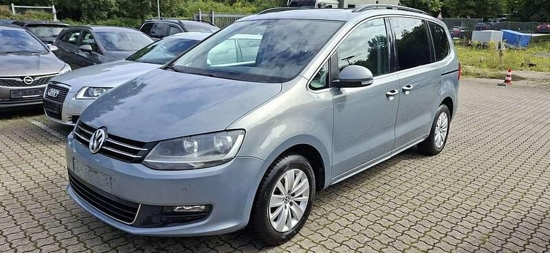 Gebraucht VW Sharan Comfortline 170 PS (125 kW) 2012 Pantheon grau Van / Kleinbus