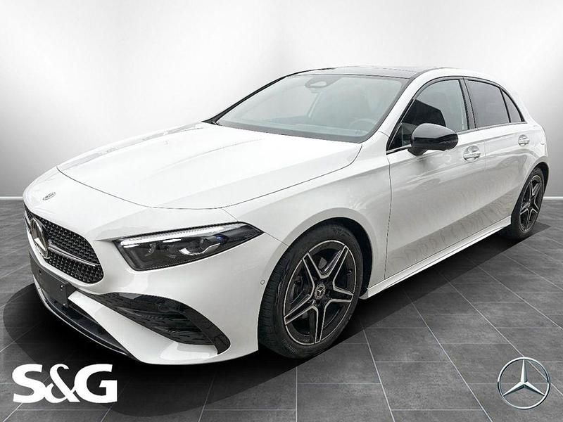 Unilack polarweiß Gebraucht 2025 Mercedes A200 AMG Limousine | 38.477 € (Teuer) - Bild 1/4