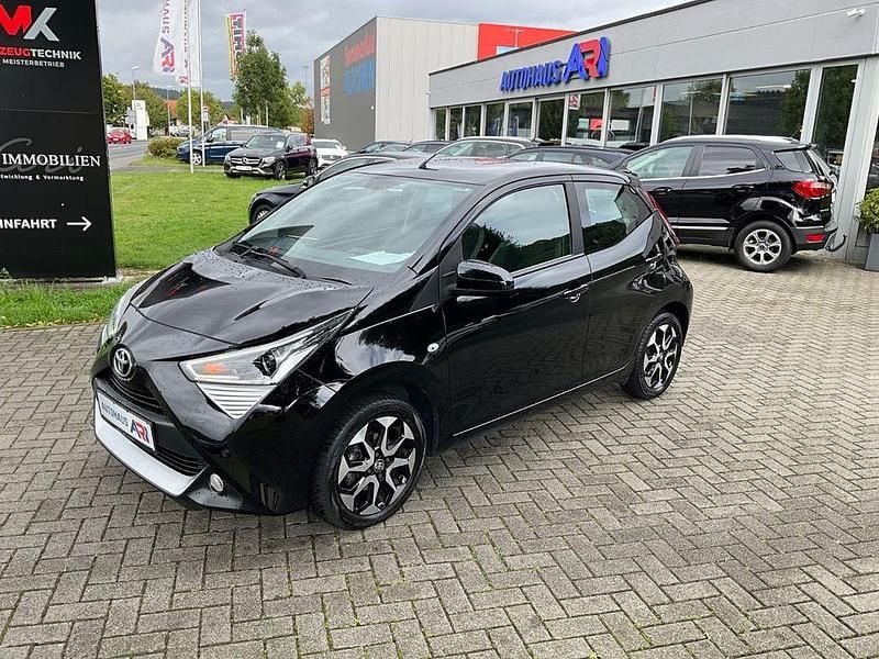 Schwarz Gebraucht 2018 Toyota Aygo Connect Style Kleinwagen | 8.700 € (Fairer Preis) - Bild 1/4