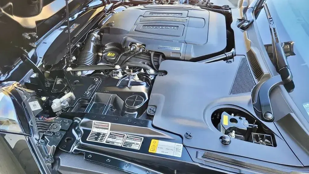 Gebraucht Jaguar F-Type 340 PS (250 kW) 2015 Schwarz Cabrio