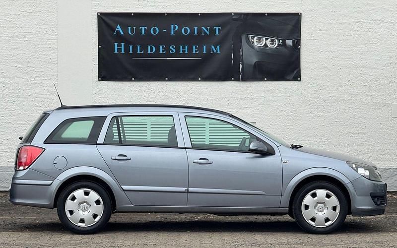 Gebraucht Opel Astra Edition 105 PS (77 kW) 2006 Silber Kombi