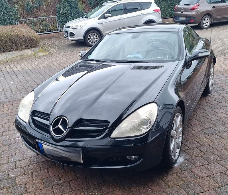 Gebraucht Mercedes SLK200 163 PS (119 kW) 2005 Schwarz Cabrio