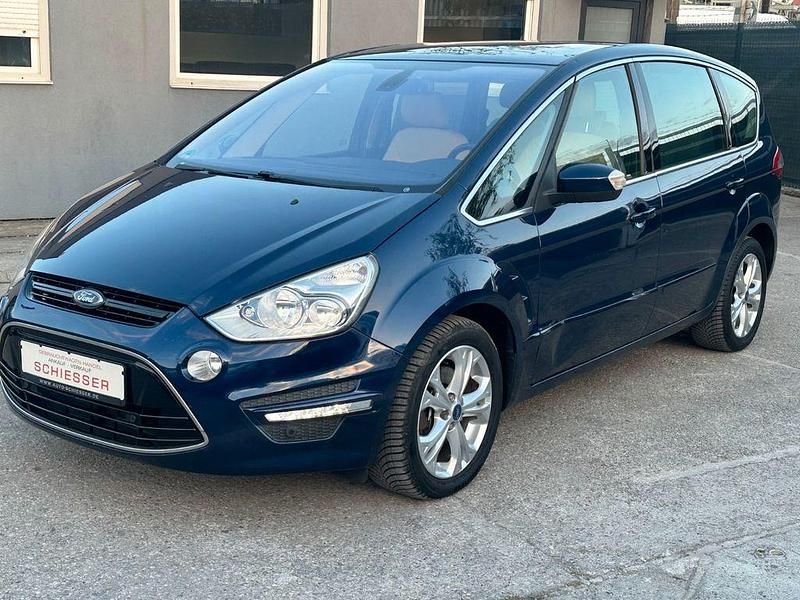 Gebraucht Ford S-MAX Titanium 163 PS (119 kW) 2012 Blau Van / Kleinbus