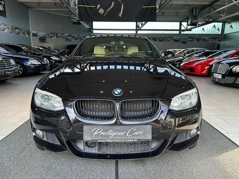 Schwarz Gebraucht 2011 BMW 335 M Sport Coupé | 19.949 € (Fairer Preis) - Bild 1/4