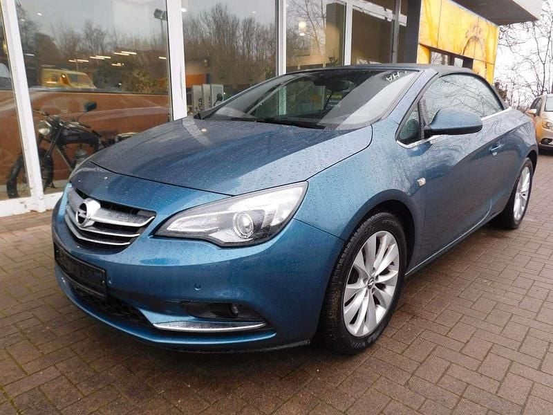 Blau Gebraucht 2016 Opel Cascada Cabrio | 7.490 € (Superpreis) - Bild 1/4