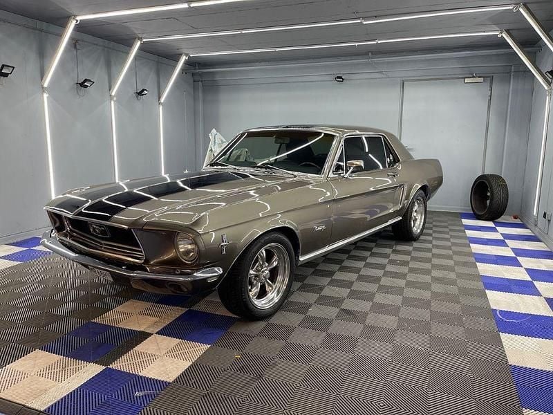 Gebraucht Ford V8 194 PS (142 kW) 1968 Schwarz Coupé