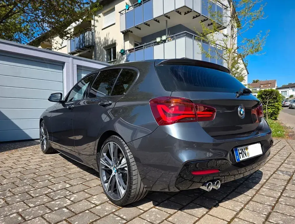Gebraucht BMW 120 M Sport 190 PS (139 kW) 2016 Grau Kleinwagen
