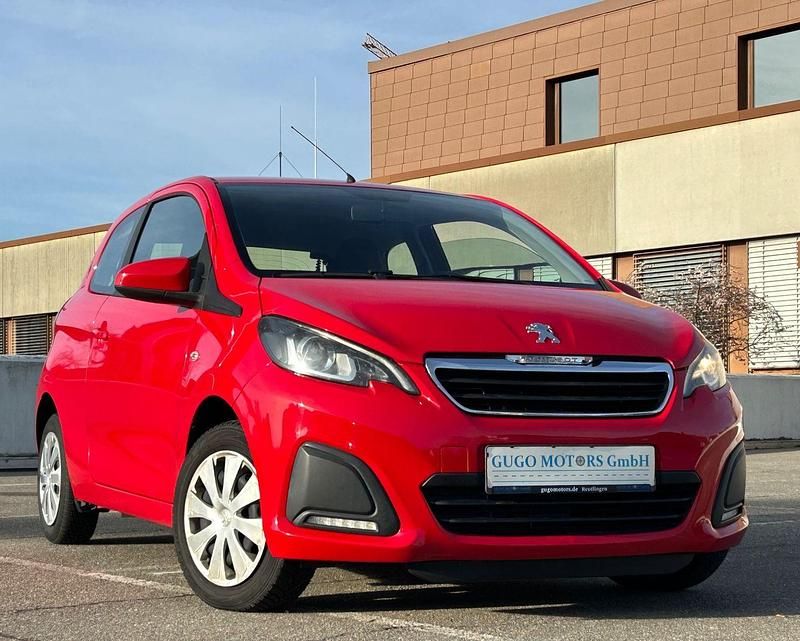 Rouge scarlet Gebraucht 2015 Peugeot 108 Active Kleinwagen | 5.499 € (Fairer Preis) - Bild 1/4