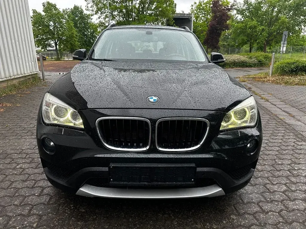 Second-hand BMW X1 143 CP (105 kW) 2013 Negru SUV