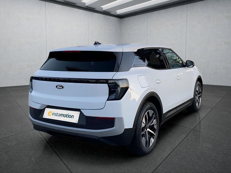 Używany Ford Explorer 150 kW (204 KM) 2025 Biały SUV