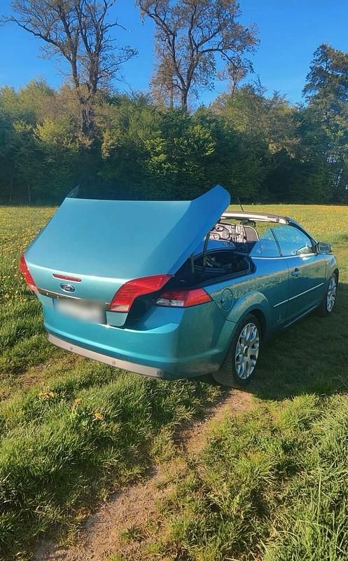 Gebraucht Ford Focus Cabriolet 145 PS (106 kW) 2007 Blau Cabrio