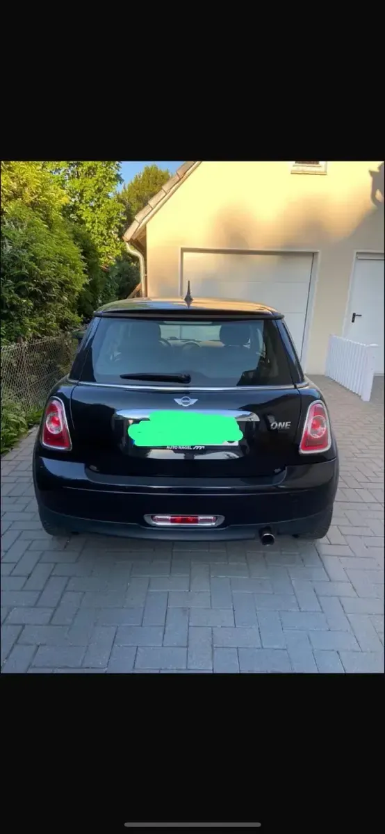 Gebraucht Mini ONE 75 PS (55 kW) 2011 Schwarz Kleinwagen