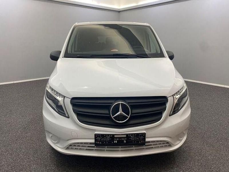 Gebraucht Mercedes e-Vito 150 kW (204 PS) 2020 Arktikweiß Van / Kleinbus
