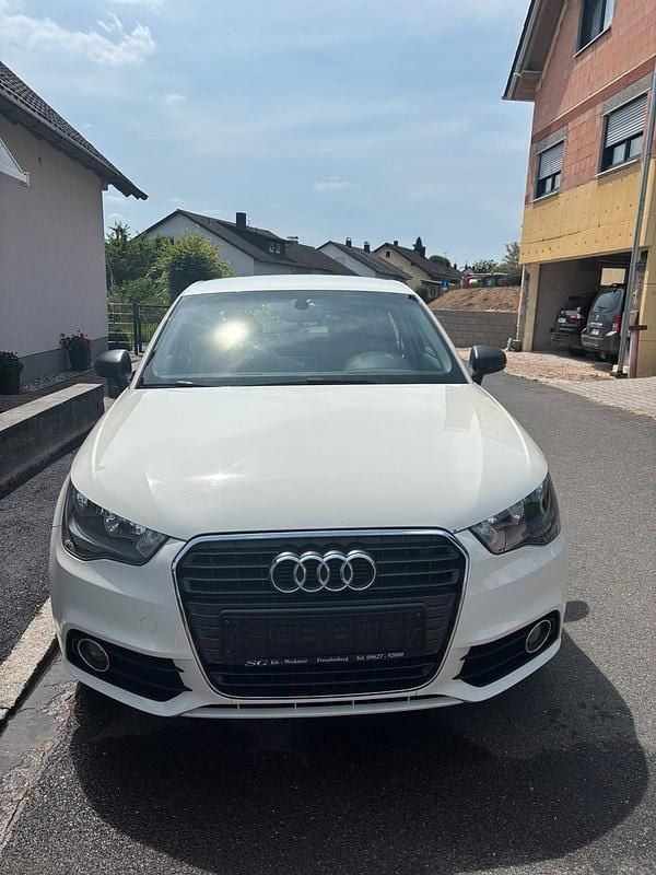 Weiß Gebraucht 2014 Audi A1 Sportback Kleinwagen | 6.500 € (Superpreis) - Bild 1/4