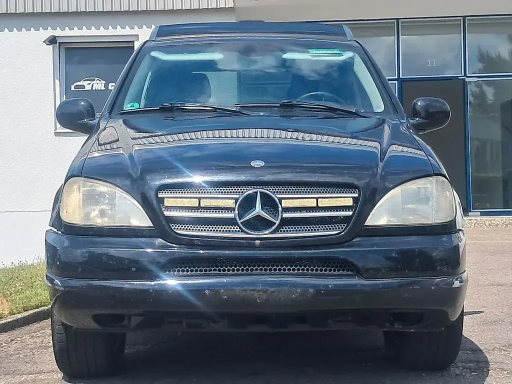 Gebraucht Mercedes ML430 272 PS (200 kW) 2002 SUV