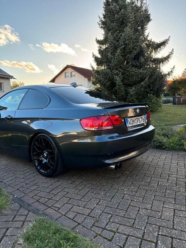 Grau Gebraucht 2007 BMW 325 M Performance Coupé | 7.990 € - Bild 1/4
