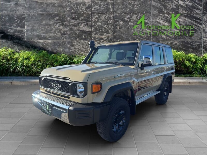 Beige Neu 2025 Toyota Land Cruiser SUV | 72.980 € (Etwas zu teuer) - Bild 1/4