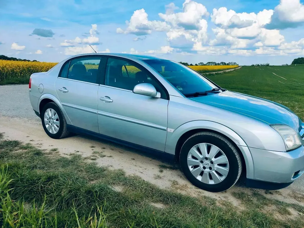 Gebraucht Opel Vectra 122 PS (89 kW) 2004 Silber Limousine