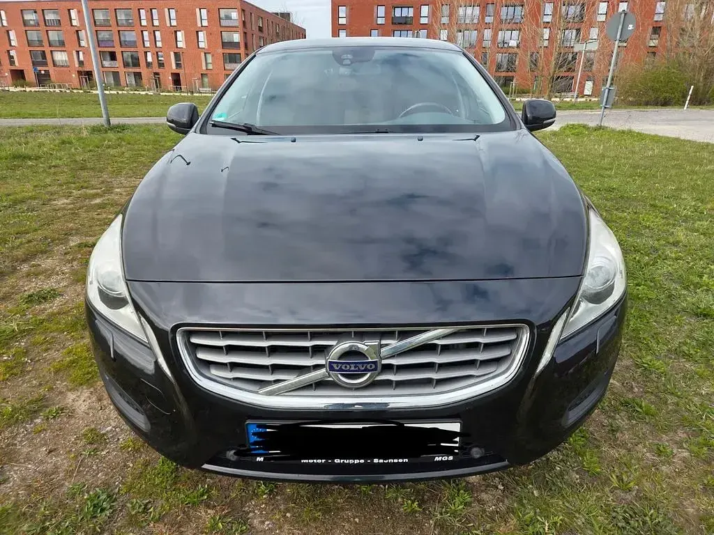 Gebraucht Volvo V60 150 PS (110 kW) 2013 Schwarz Kombi