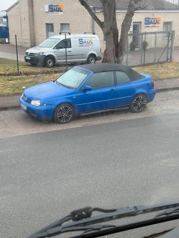 Gebraucht VW Golf Cabriolet Highline 101 PS (74 kW) 1999 Blau Cabrio