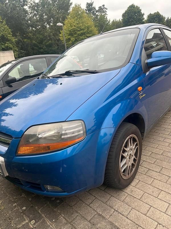 Gebraucht Chevrolet Kalos 94 PS (69 kW) 2005 Blau Kleinwagen