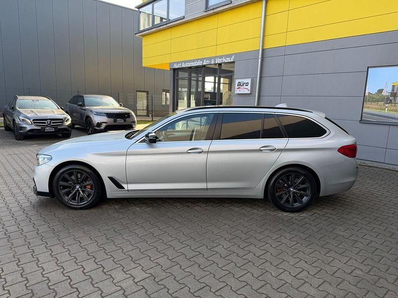 Gebraucht BMW 530 265 PS (194 kW) 2020 Silber Kombi