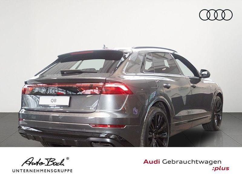 Gebraucht Audi Q8 S-Line 489 PS (359 kW) 2026 Daytonagrau perleffekt SUV