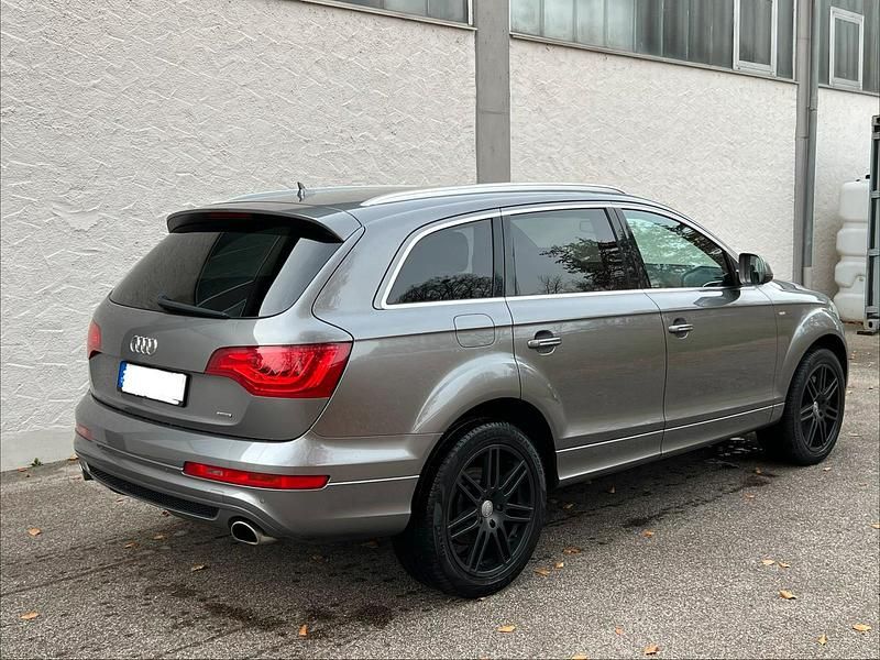 Gebraucht Audi Q7 S-Line 245 PS (180 kW) 2013 Grau SUV