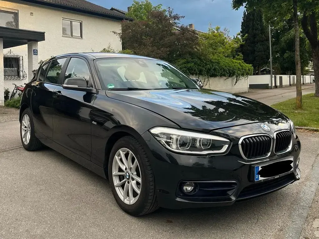 Gebraucht BMW 118 Sport Line 136 PS (100 kW) 2017 Schwarz Kleinwagen