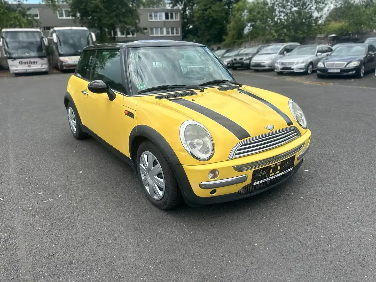 Gebraucht Mini Cooper 120 PS (88 kW) 2003 Gelb Kleinwagen
