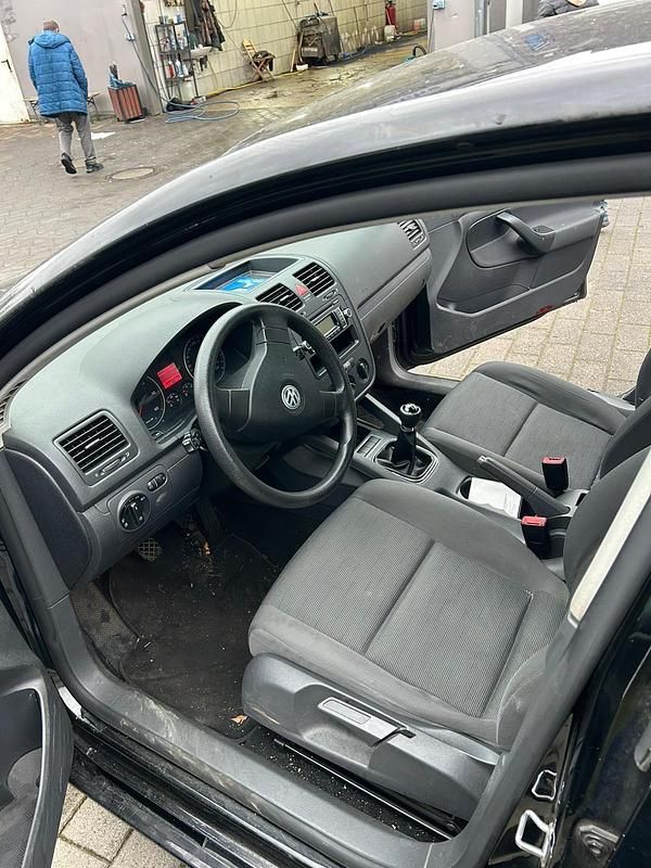 Gebraucht VW Golf V 105 PS (77 kW) 2008 Schwarz Kleinwagen