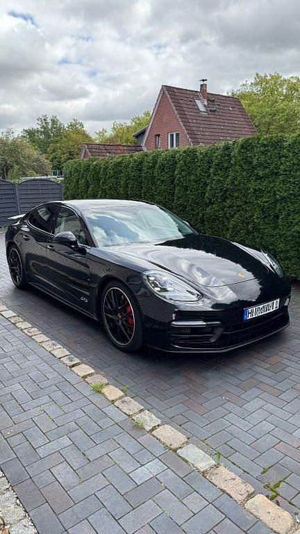 Schwarz Gebraucht 2019 Porsche Panamera GTS Limousine | 69.500 € (Fairer Preis) - Bild 1/4