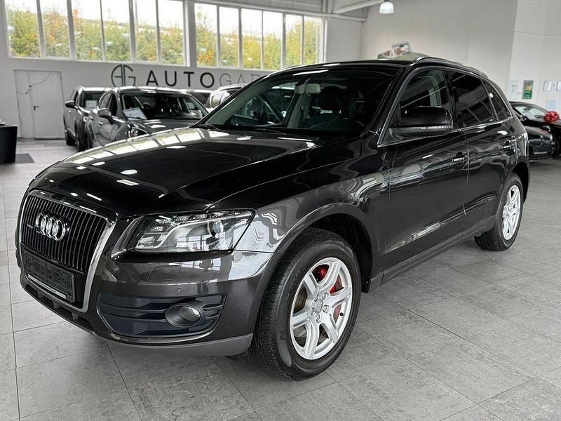 Grau Gebraucht 2011 Audi Q5 Sport SUV | 14.950 € (Teuer) - Bild 1/4