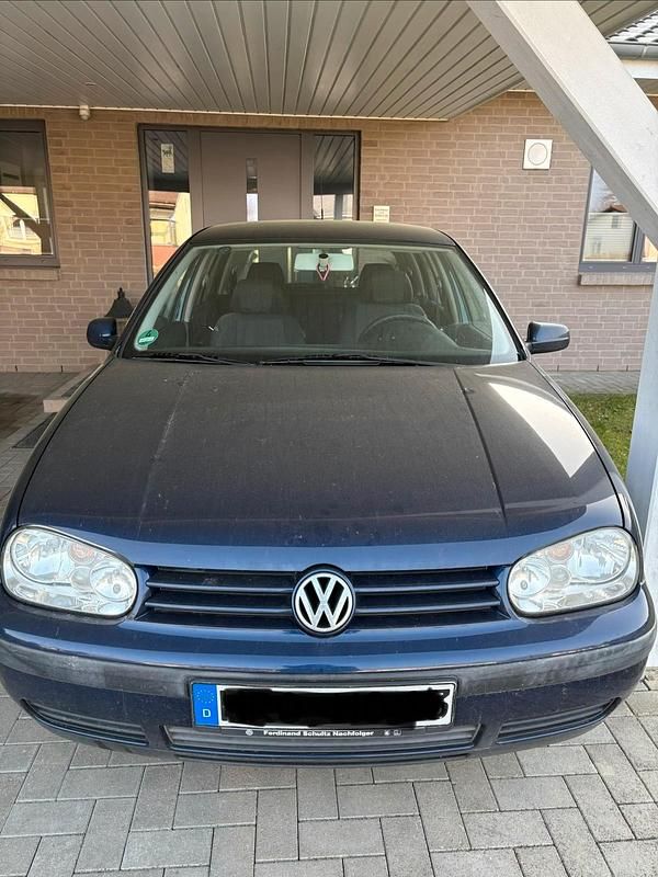Gebraucht VW Golf IV 75 PS (55 kW) 2001 Blau Limousine