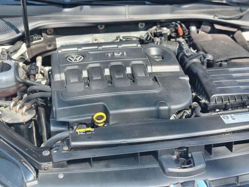 Gebraucht VW Golf VII Allstar 110 PS (80 kW) 2016 Weiß Limousine