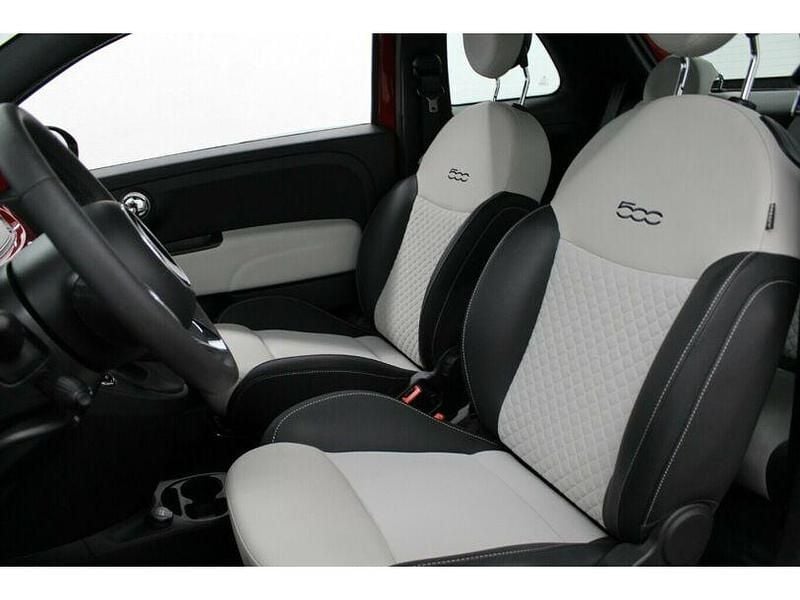 Gebraucht Fiat 500 Dolcevita 69 PS (50 kW) 2022 Passione rot Kleinwagen