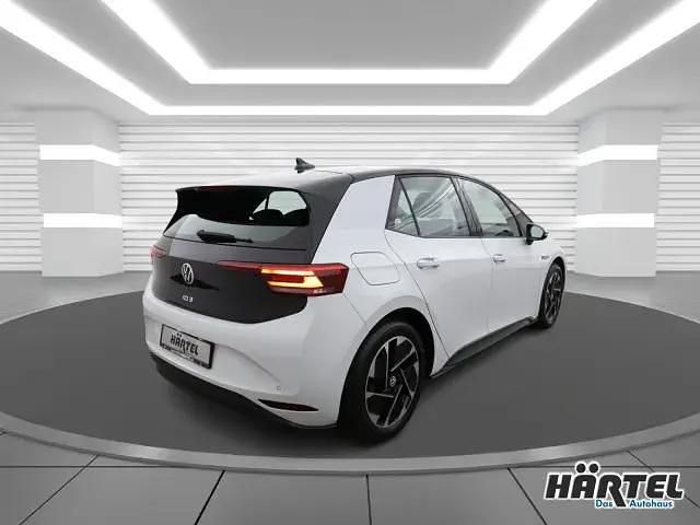 Gebraucht VW ID.3 Pro Performance 150 kW (204 PS) 2020 Gletscherweiss (white), metallic Kleinwagen