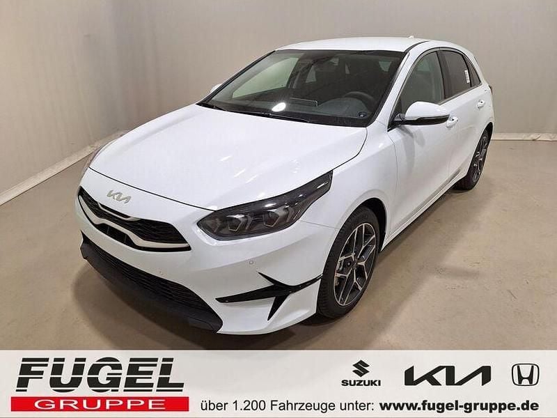 Cararraweiss Neu 2025 Kia Ceed Style Limousine | 23.999 € (Guter Preis) - Bild 1/4