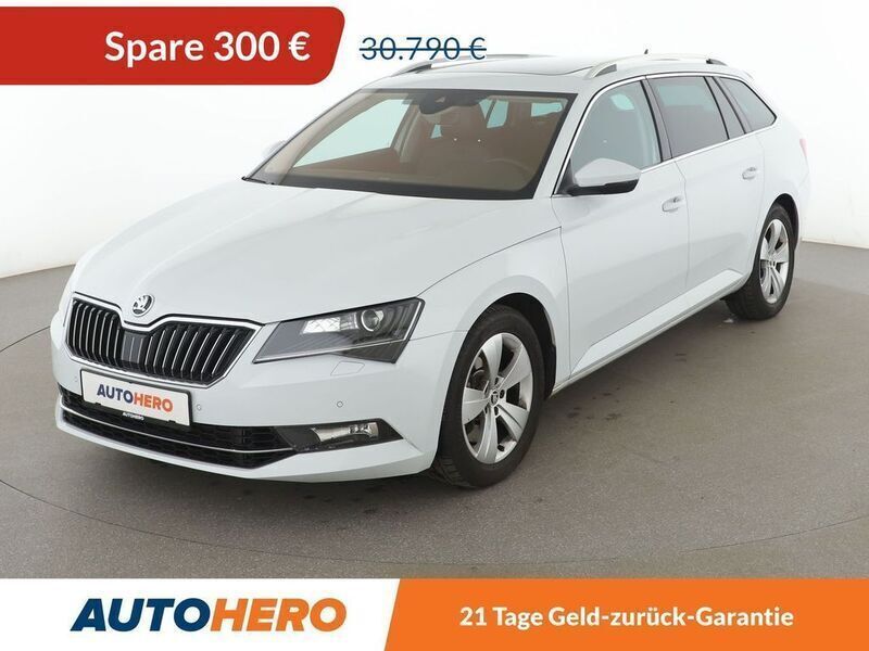 Weiß Gebraucht 2019 Skoda Superb LAURIN & KLEMENT Limousine | 28.590 € (Fairer Preis) - Bild 1/3
