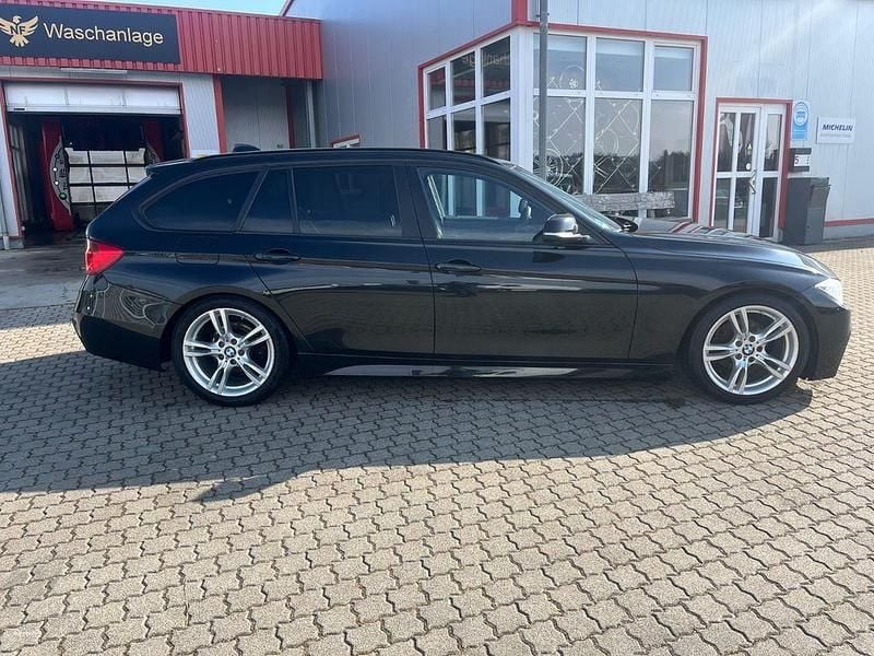 Gebraucht BMW 318 M Sport 143 PS (105 kW) 2014 Schwarz Kombi