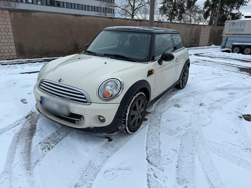 Gelb Gebraucht 2013 Mini Cooper D Kleinwagen | 3.200 € (Fairer Preis) - Bild 1/4