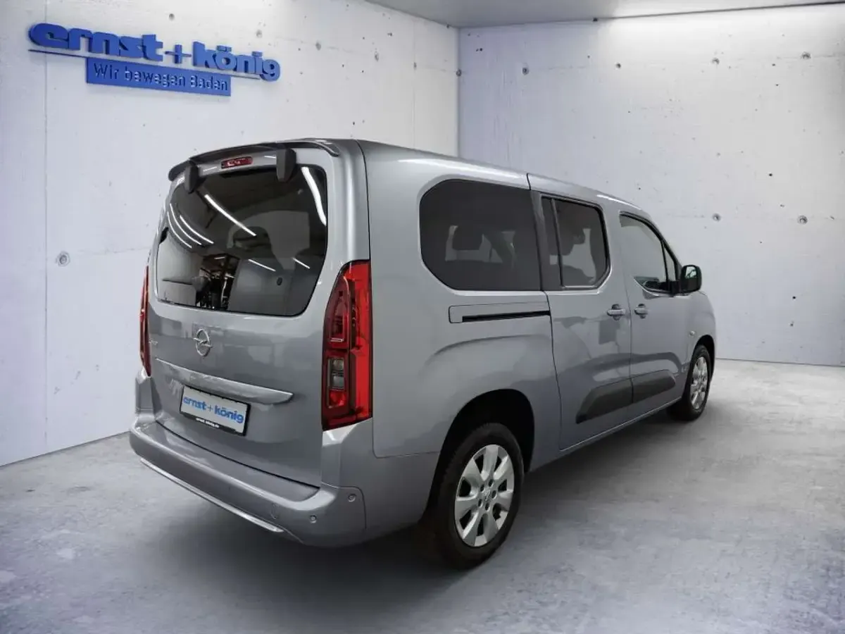 Gebraucht Opel Combo Life XL Elegance 131 PS (96 kW) 2021 Tiefquarz silber metallic Van / Kleinbus