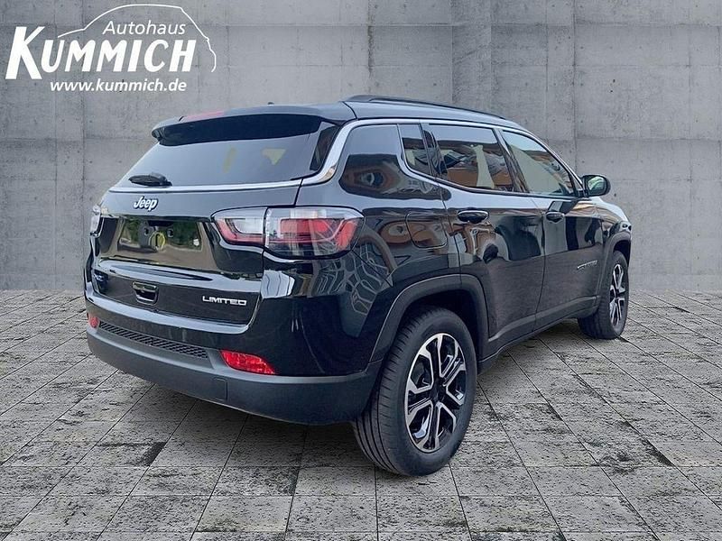 Gebraucht Jeep Compass Limited 190 PS (139 kW) 2022 Schwarz SUV