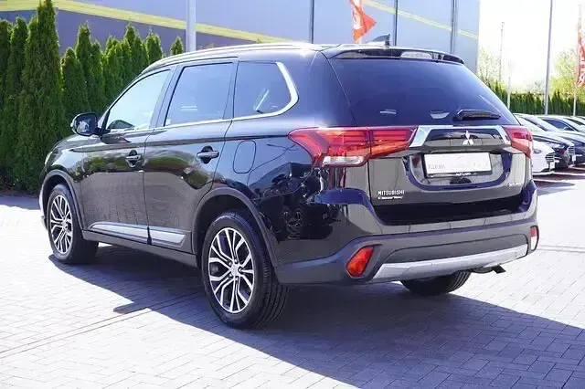 Gebraucht Mitsubishi Outlander 150 PS (110 kW) 2018 Schwarz SUV