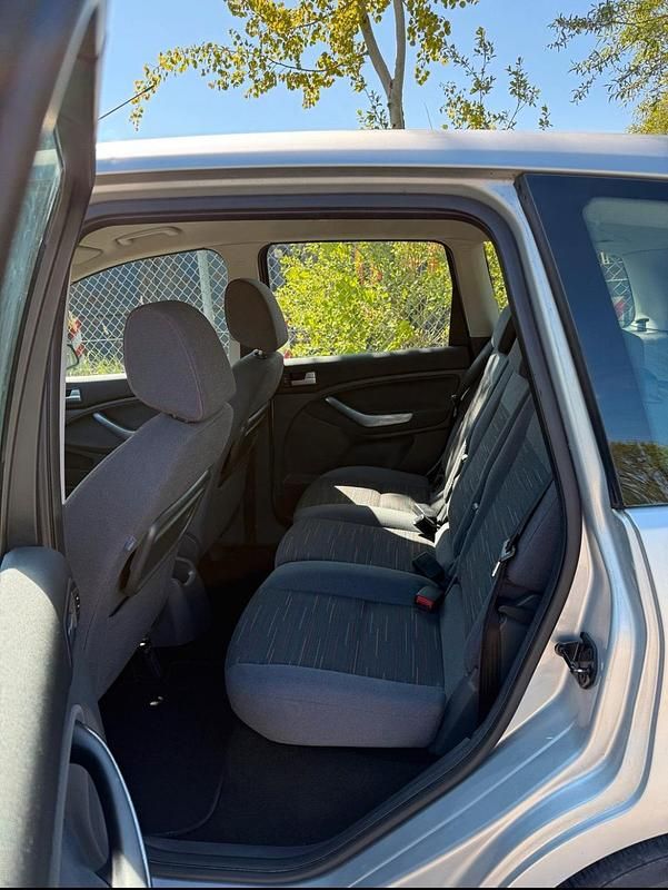 Gebraucht Ford C-MAX 101 PS (74 kW) 2007 Silber Van / Kleinbus