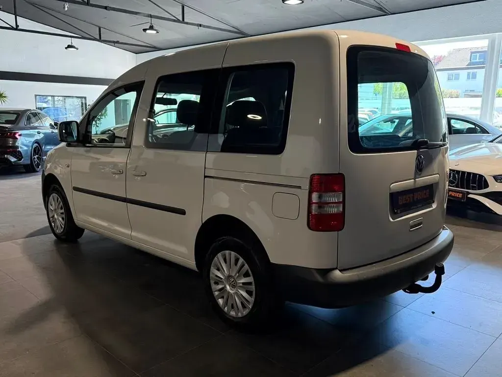 Gebraucht VW Caddy Trendline 102 PS (75 kW) 2014 Weiß Van / Kleinbus