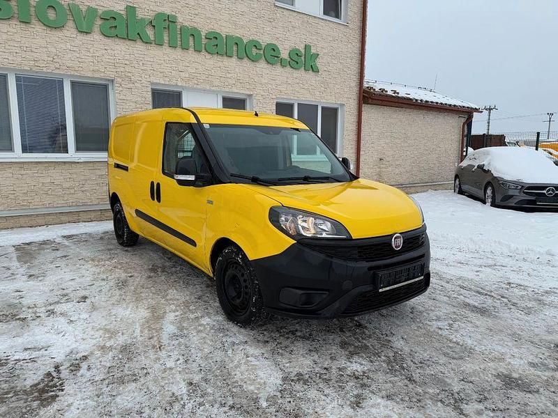 Gebraucht Fiat Doblò 95 PS (69 kW) 2018 Van / Kleinbus