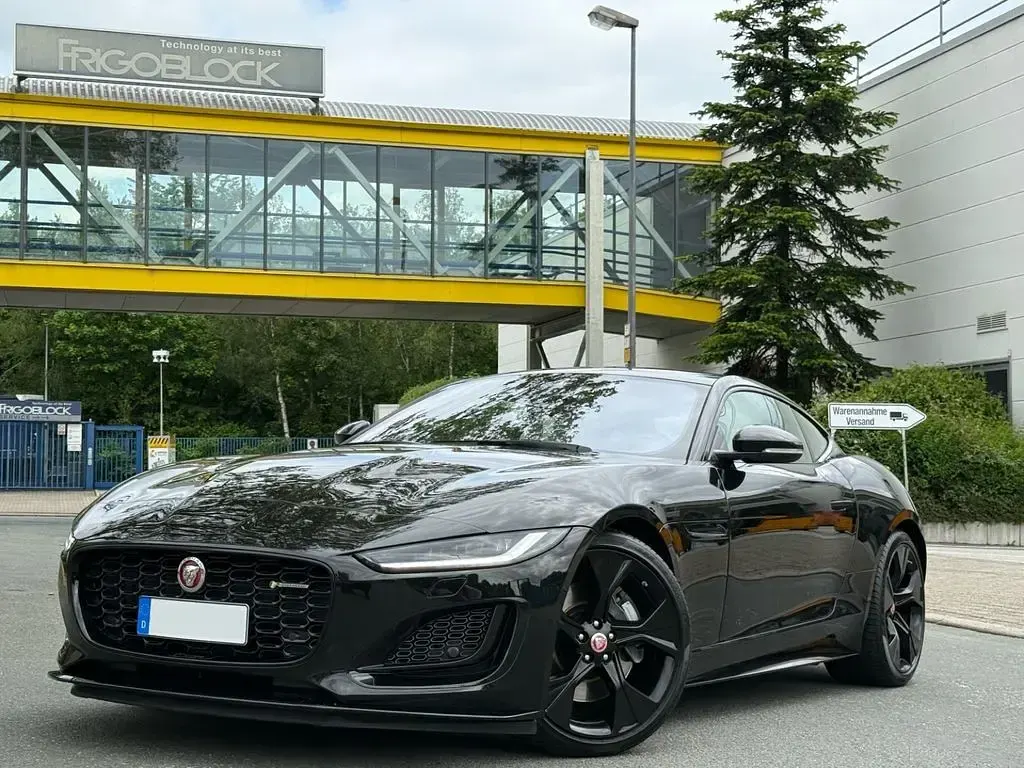 Gebraucht Jaguar F-Type R-Dynamic 300 PS (220 kW) 2021 Schwarz Coupé