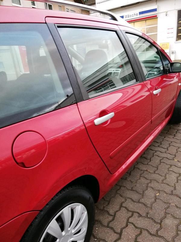 Rot Gebraucht 2007 Peugeot 307 Kombi | 1.800 € - Bild 1/4