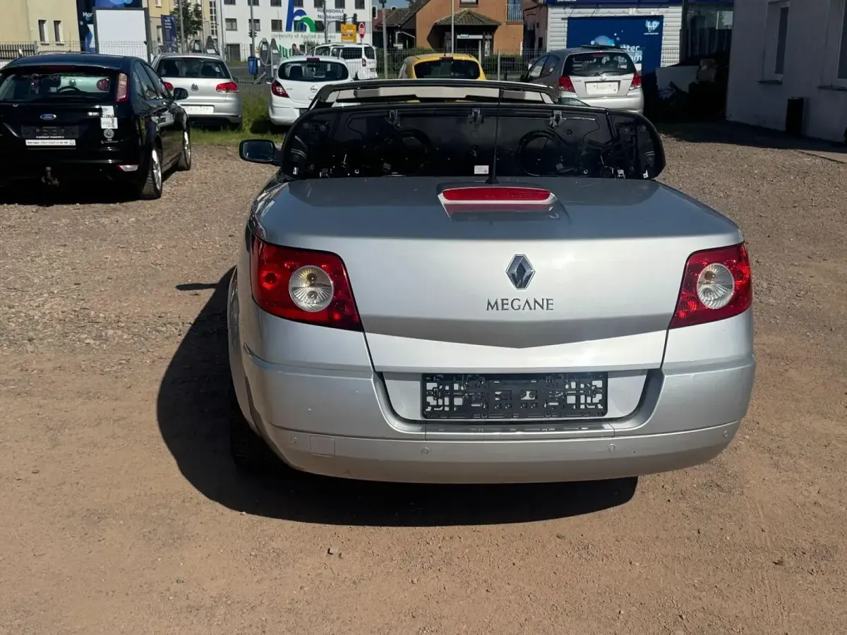 Gebraucht Renault Mégane Cabriolet Privilege 113 PS (83 kW) 2005 Silber Cabrio